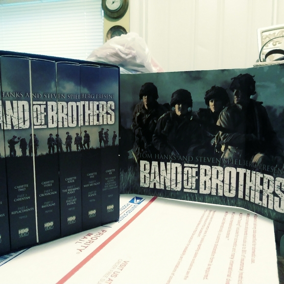 ๐BAND OF BROTHERS, ORIGINAL CASE,VHS. - Picture 4 of 8